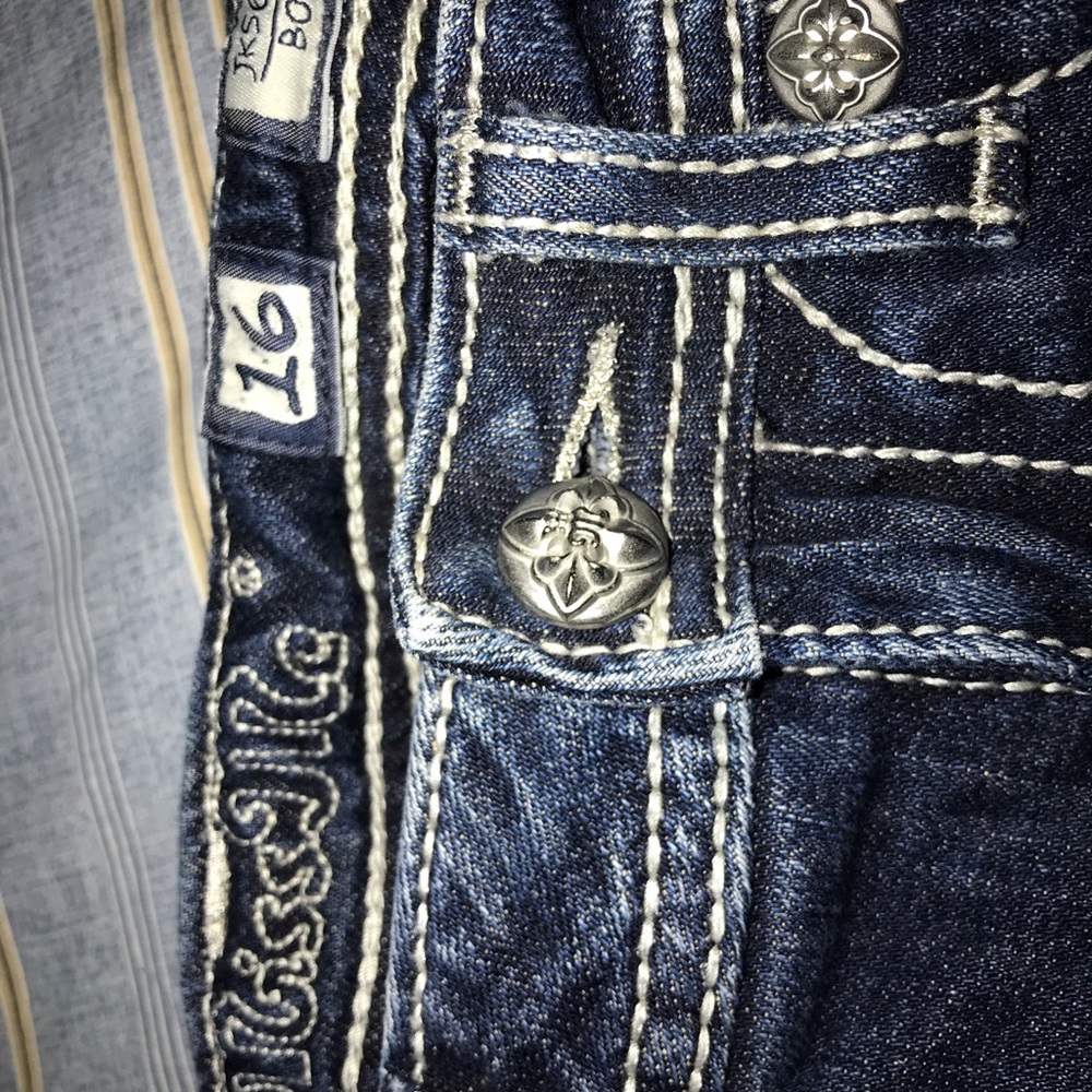 Boot cut jeans